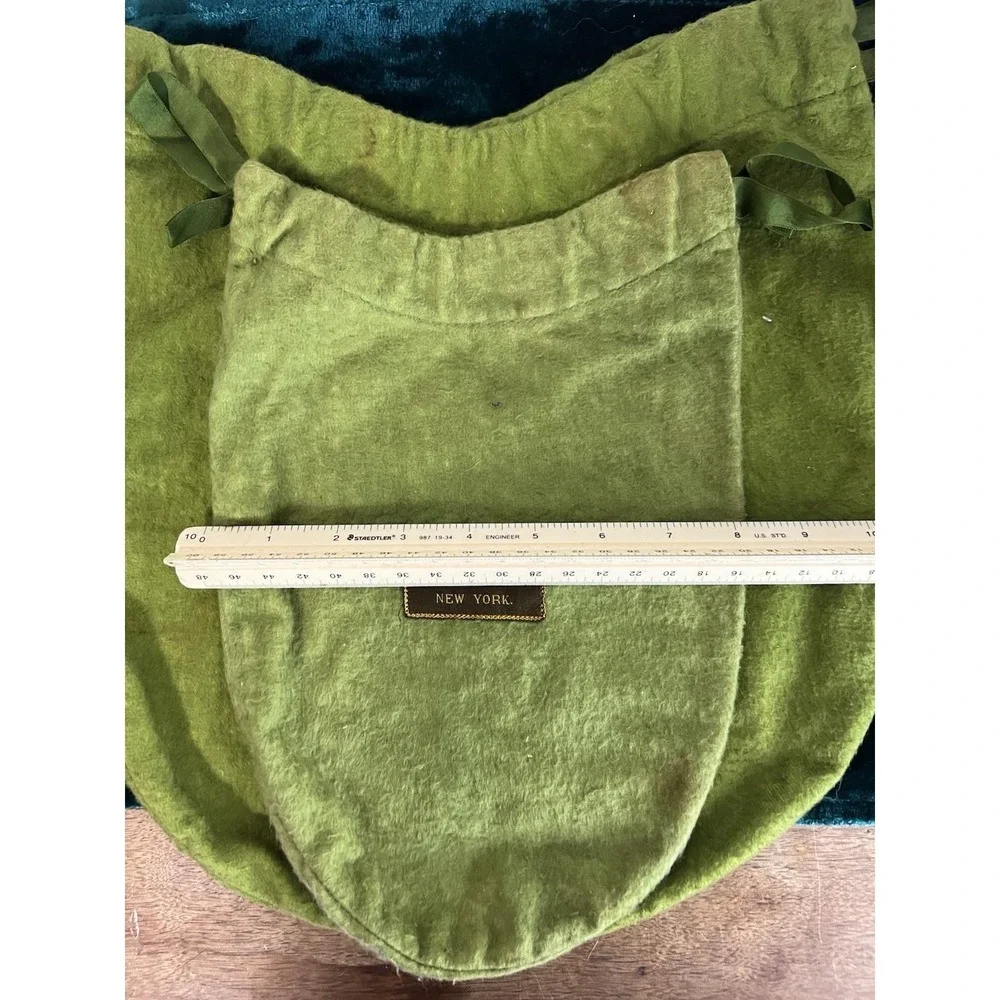As Is-light Staining-4 Pc. Set Vintage Tiffany And Co. New York Green Felt Bags